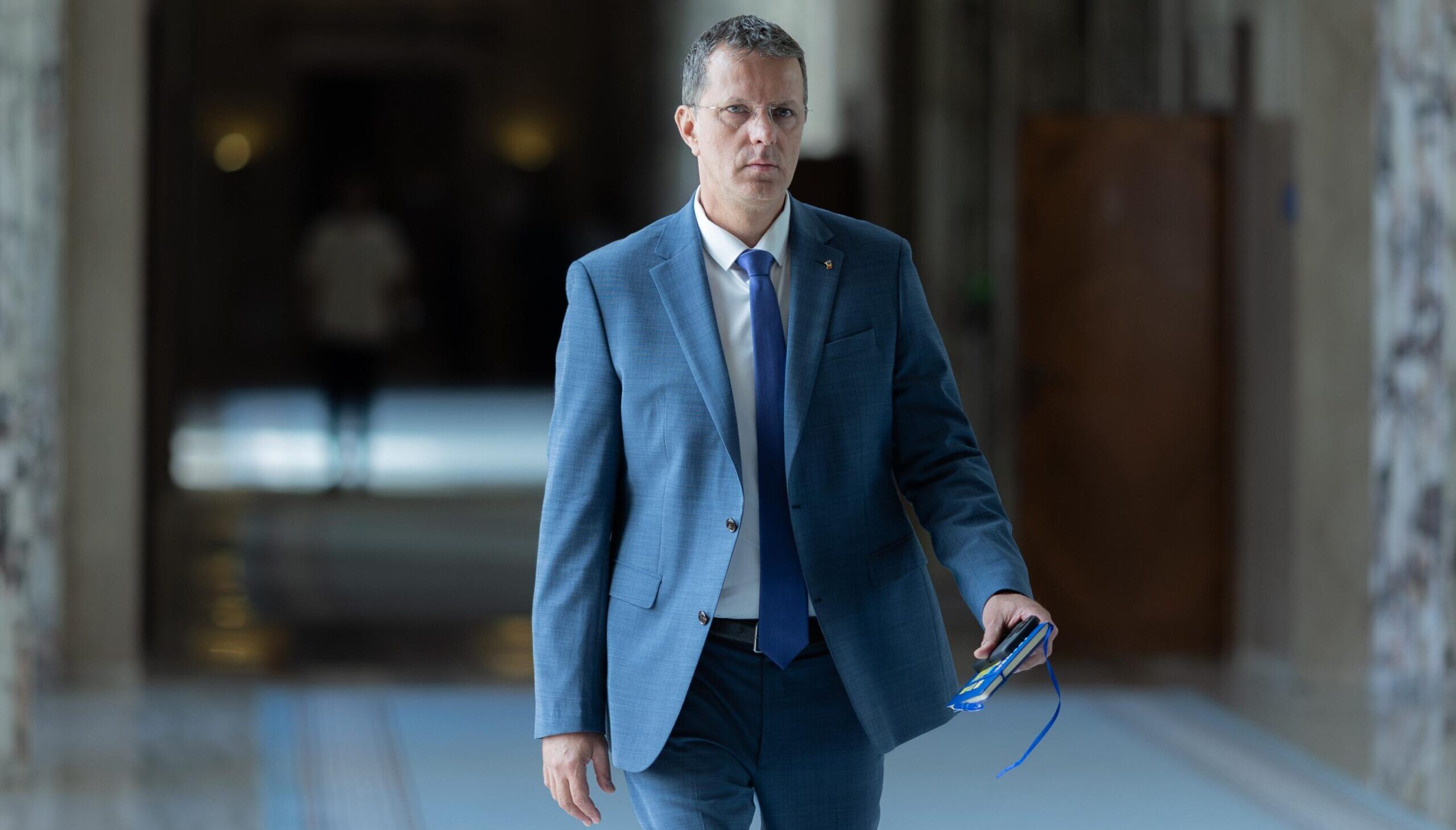 Guvernul a adoptat noua lege privind serviciul militar în România. Cum va funcționa programul