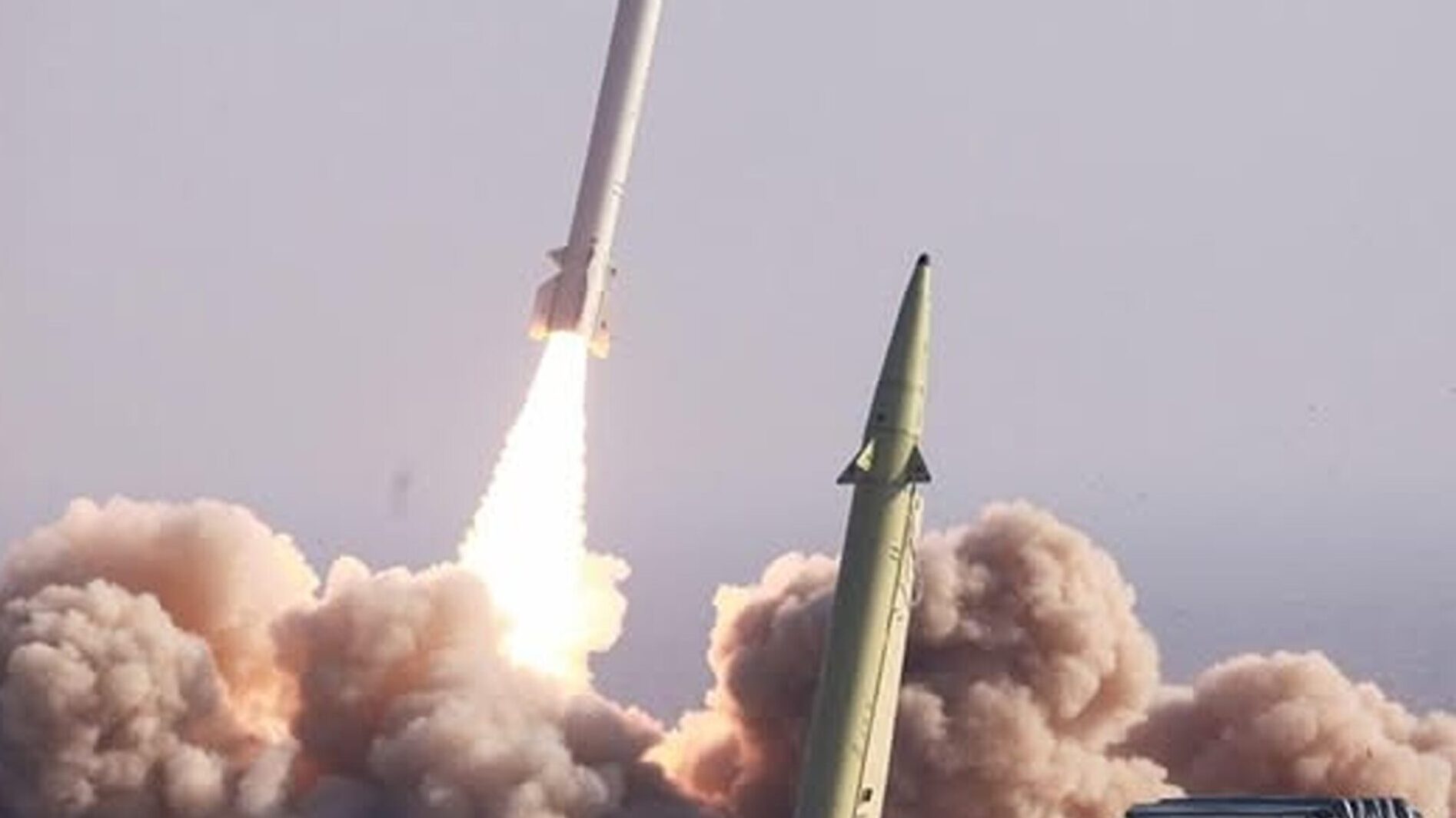 Rachete iraniene lansate către Israel. O clădire a fost lovită la Haifa