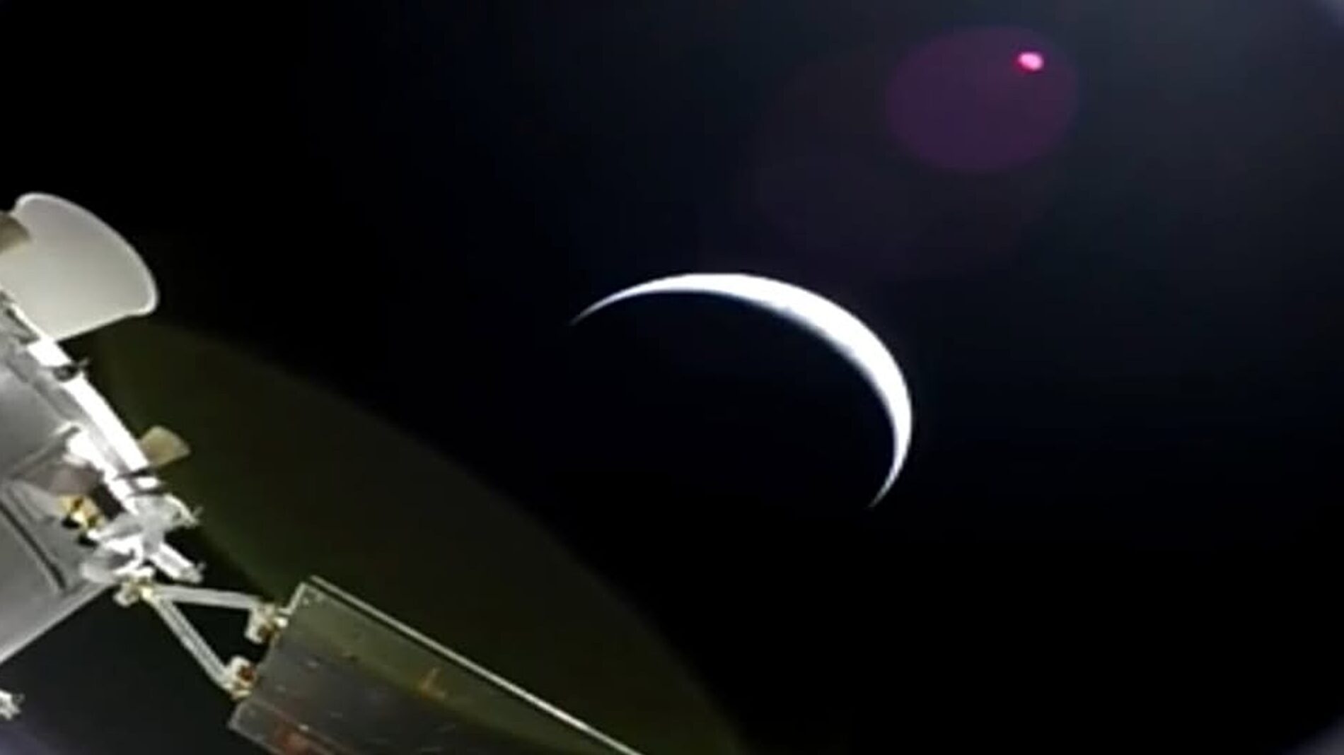 În drum spre Lună, astronauții misiunii Artemis 2 fac exerciții de resuscitare cardiopulmonară