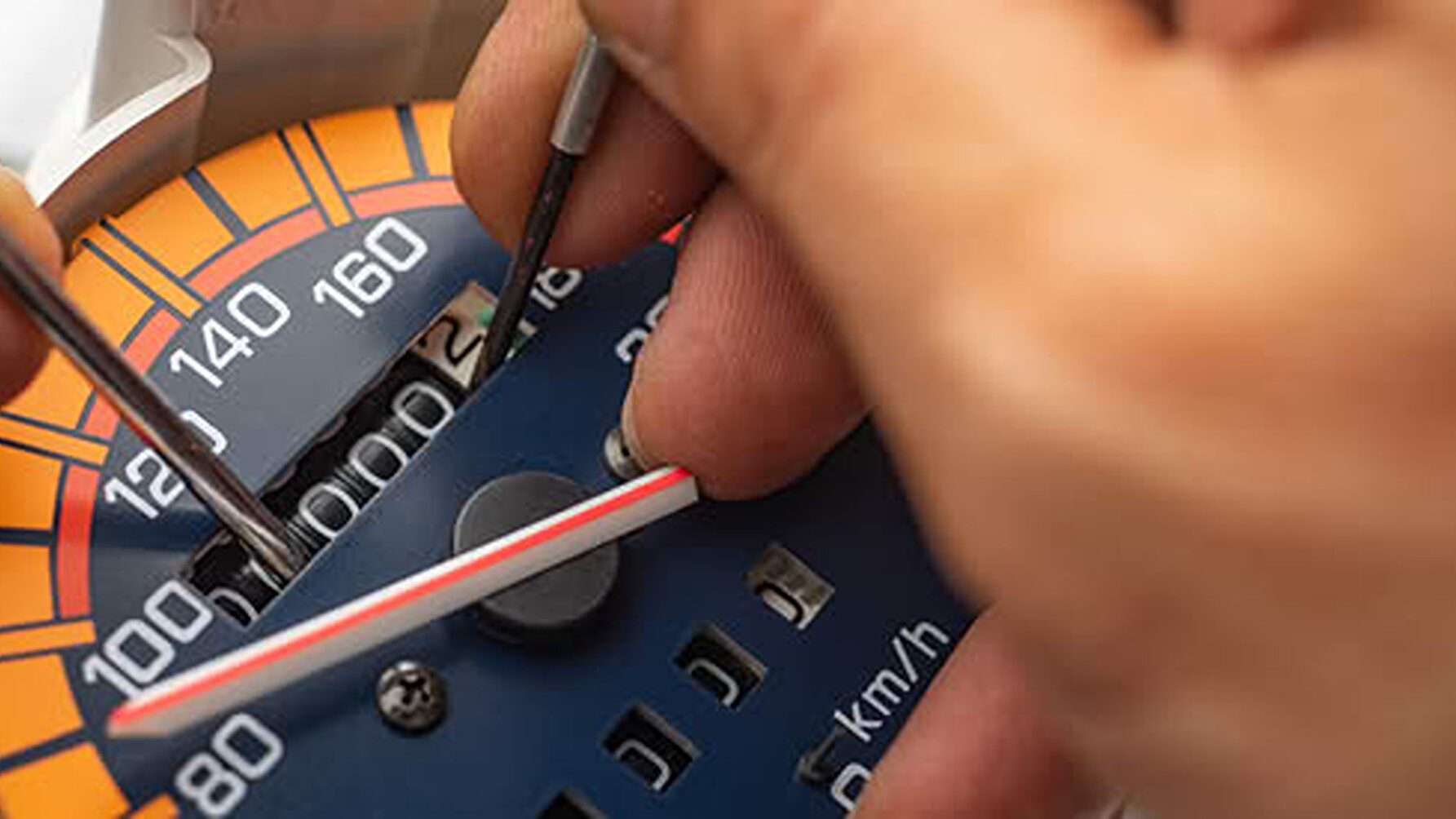 Atenție la ce mașini „SH” cumpărați! 58% dintre mașinile verificate au daune, unele reparate ieftin și revândute