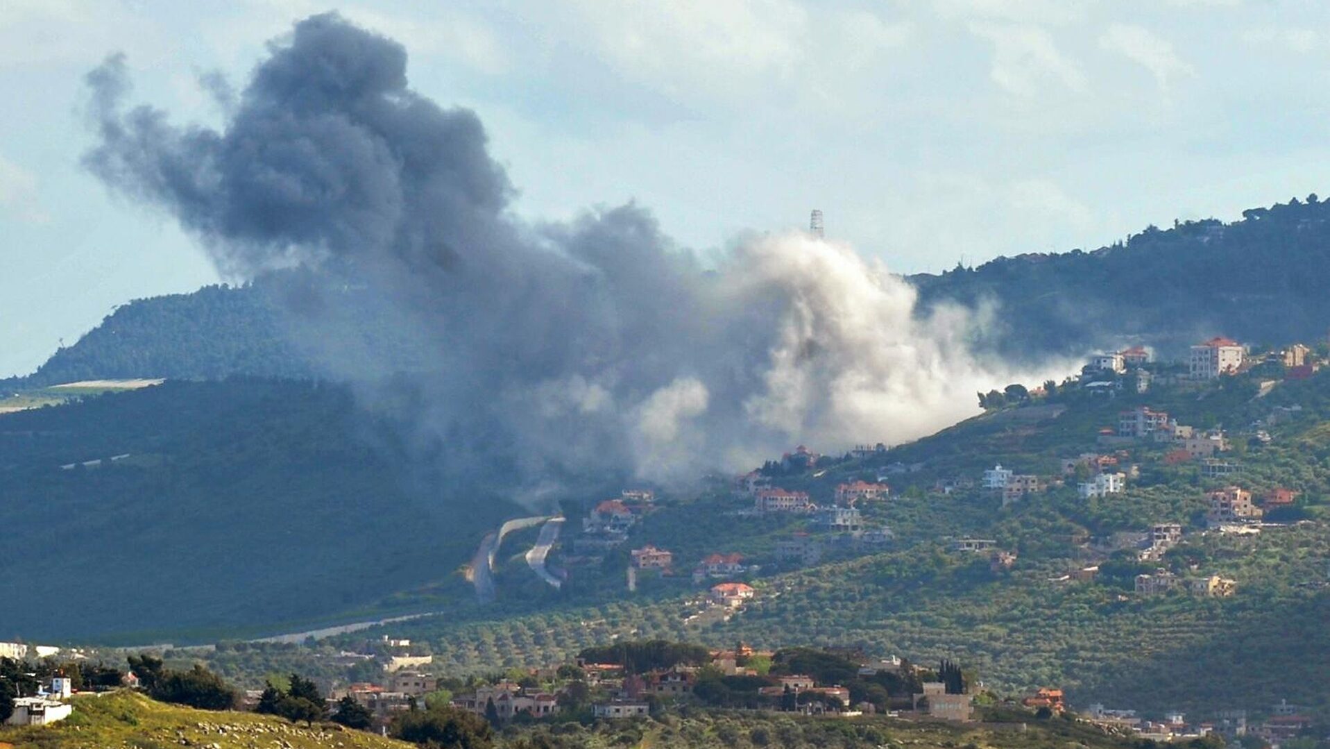Atacuri israeliene în Liban soldate cu un mort și opt răniți