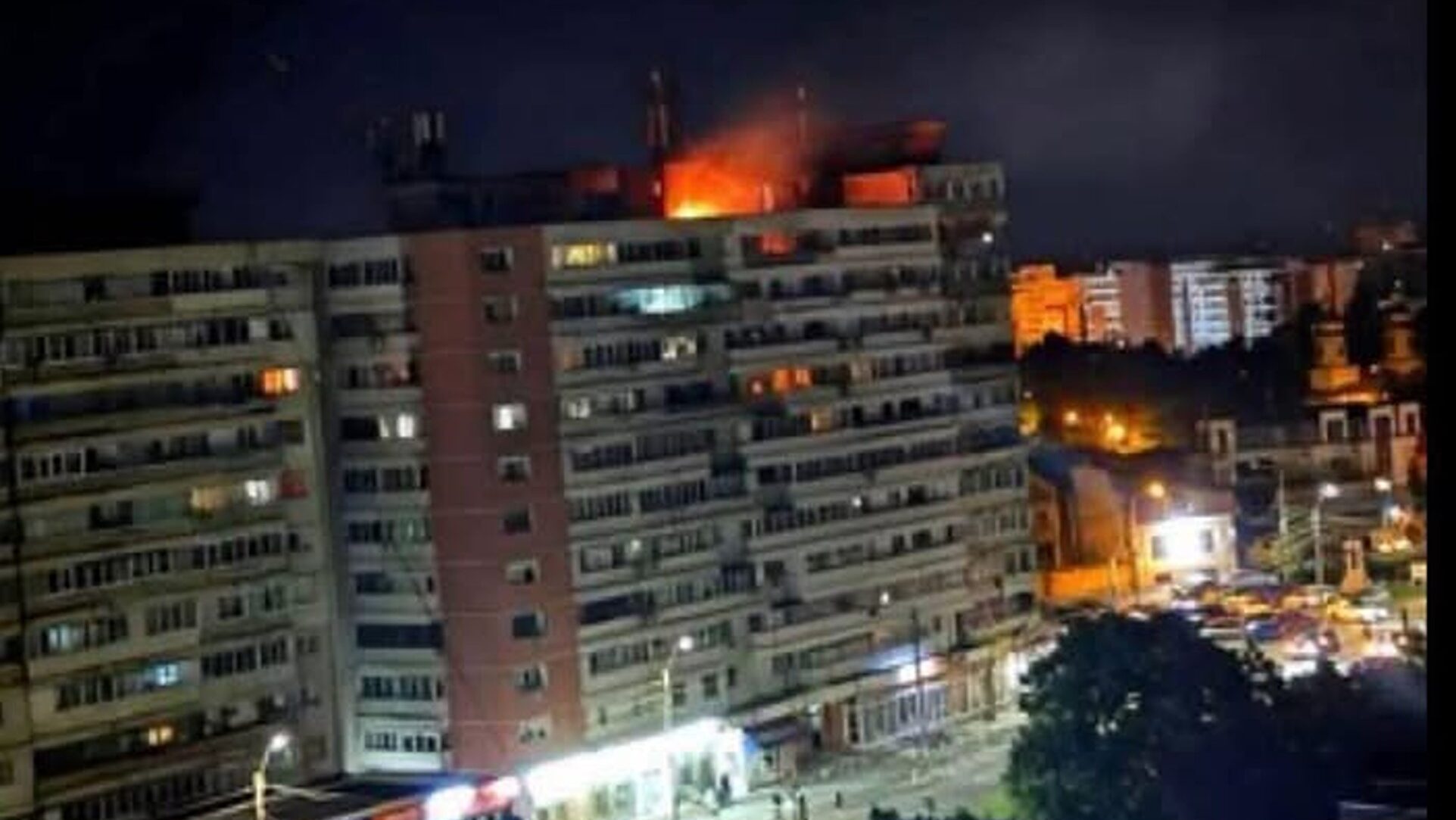 Alimentarea cu energie electrică a fost reluată pentru 27 de apartamente din blocul din Galați lovit de drona rusească