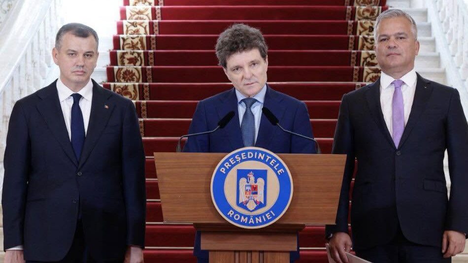 AUR e de neînduplecat după desemnarea lui Adrian Veștea: Cere alegeri anticipate