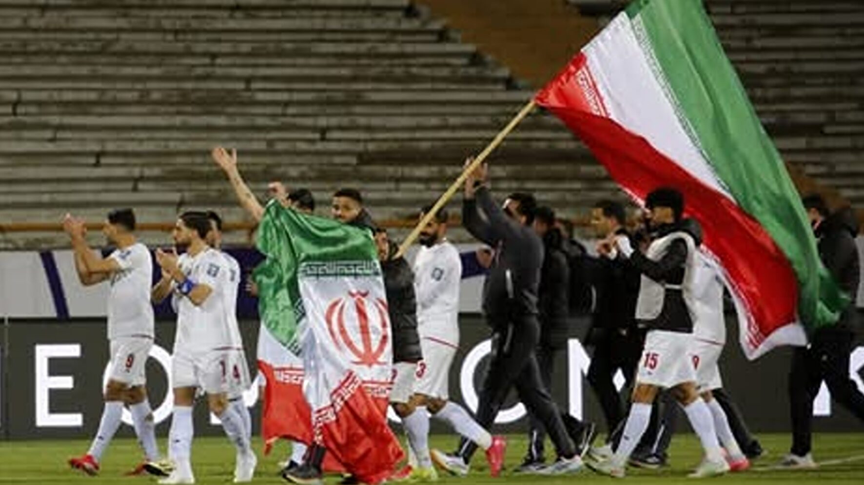 Naționala de fotbal a Iranului poate intra în SUA doar în ziua meciurilor. 15 oficiali ai federației de la Teheran n-au primit încă vize