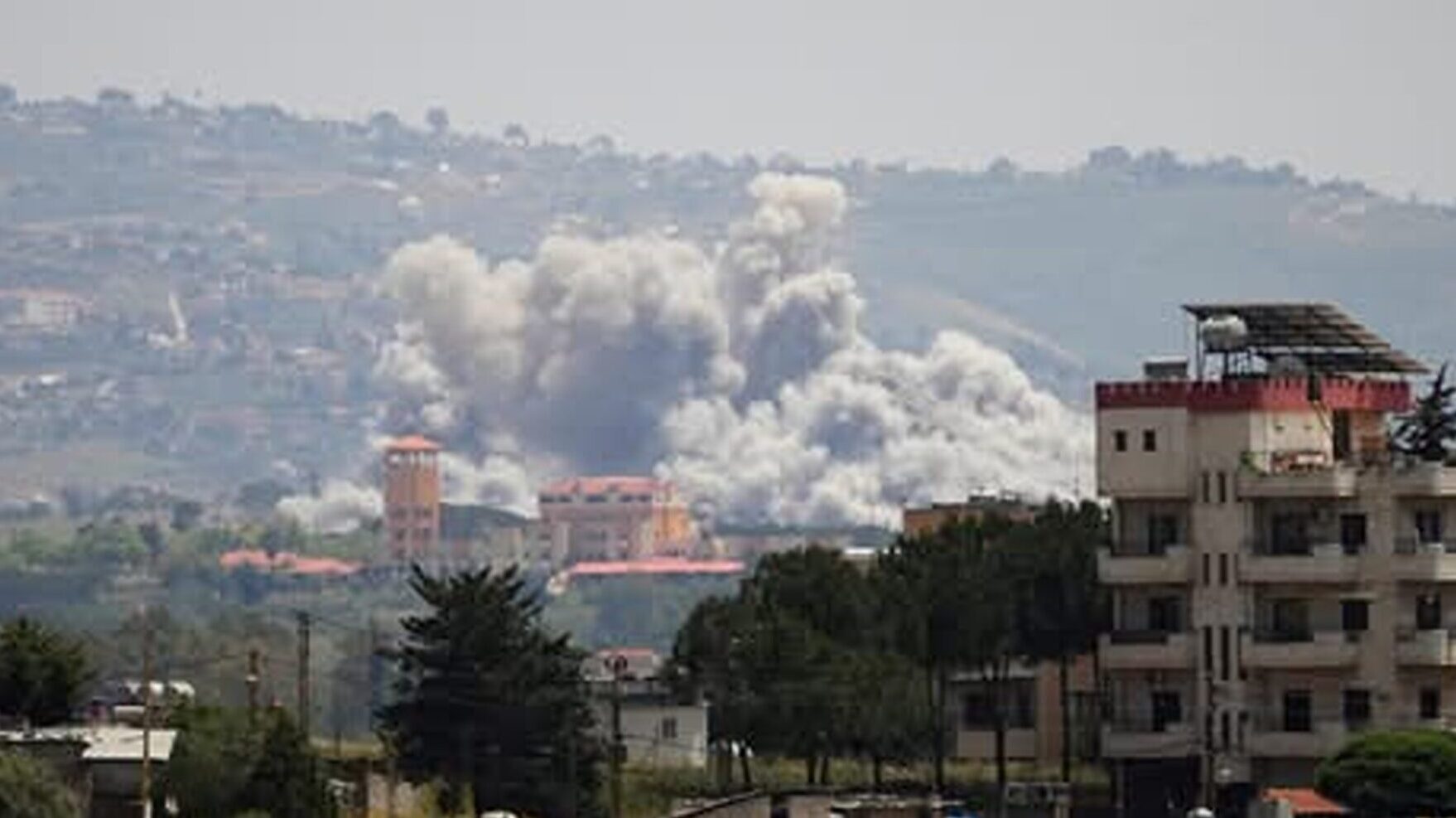 Israelul cere evacuarea a 30 de sate din sudul Libanului