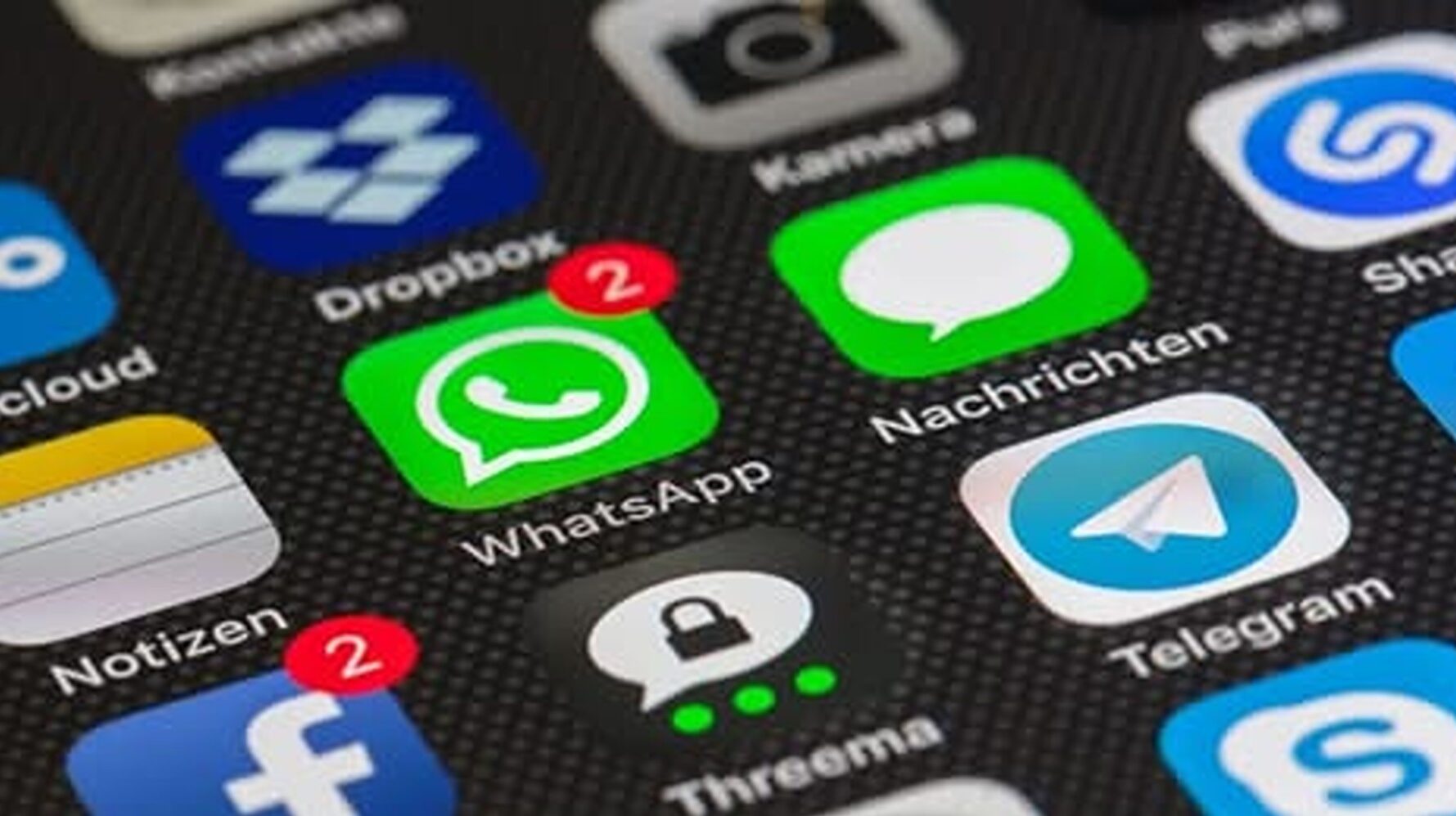 Comisia Europeană impune Meta restabilirea accesului liber la WhatsApp pentru asistenții digitali concurenți
